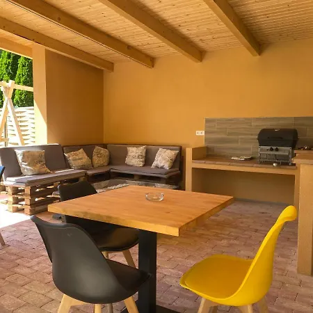 Judith Iii. Apartment