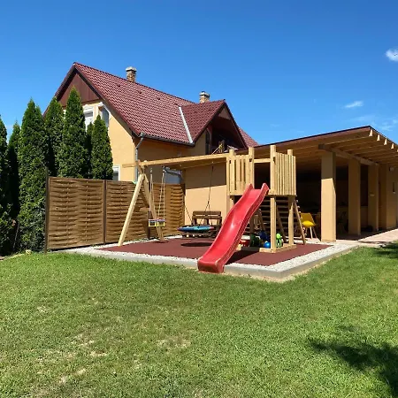 Judith Iii. Apartment